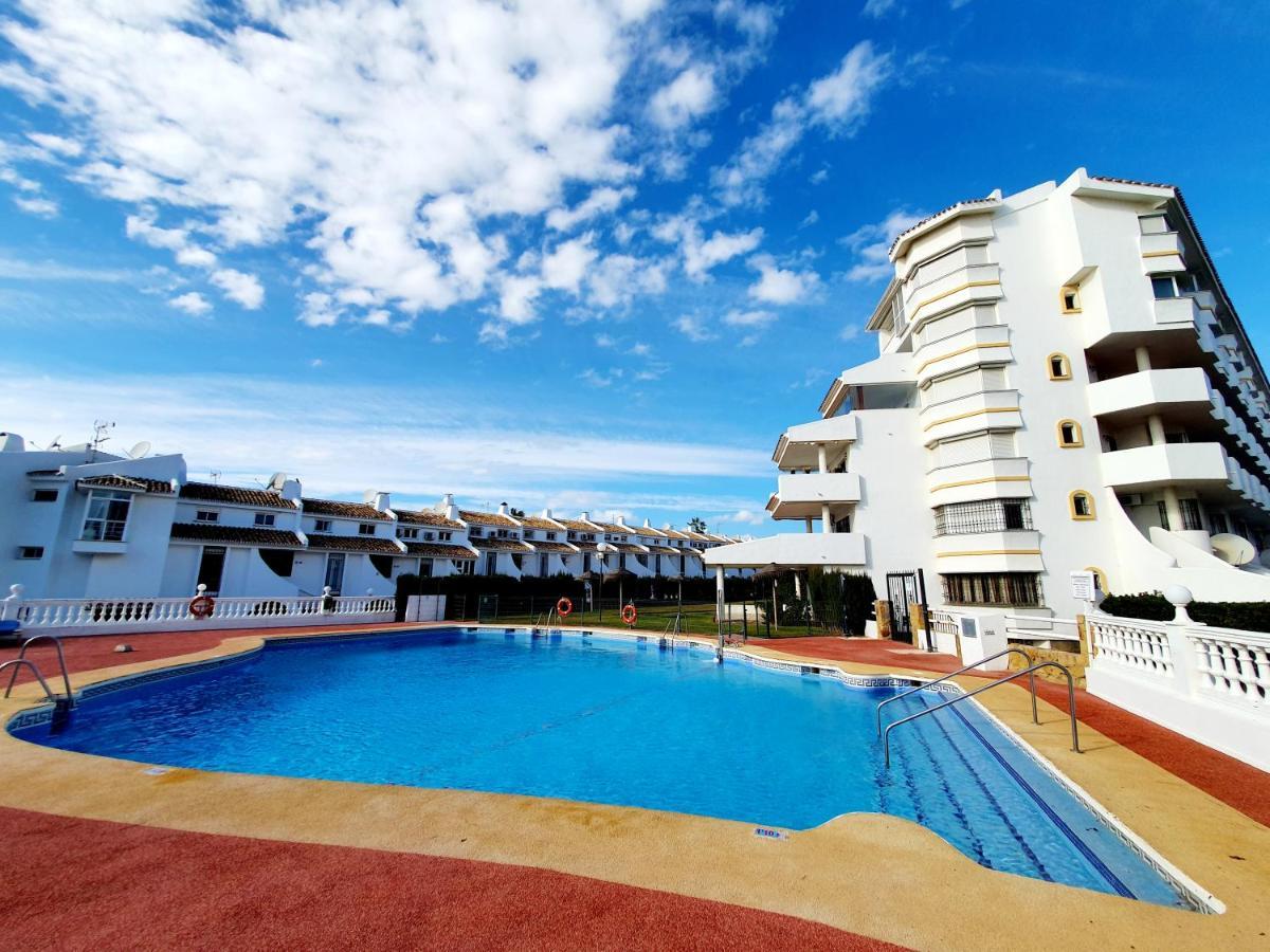 Cozy Apartment On The Beach Sitio de Calahonda Buitenkant foto