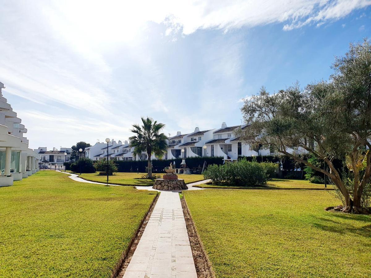 Cozy Apartment On The Beach Sitio de Calahonda Buitenkant foto