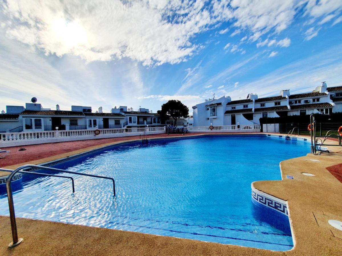 Cozy Apartment On The Beach Sitio de Calahonda Buitenkant foto
