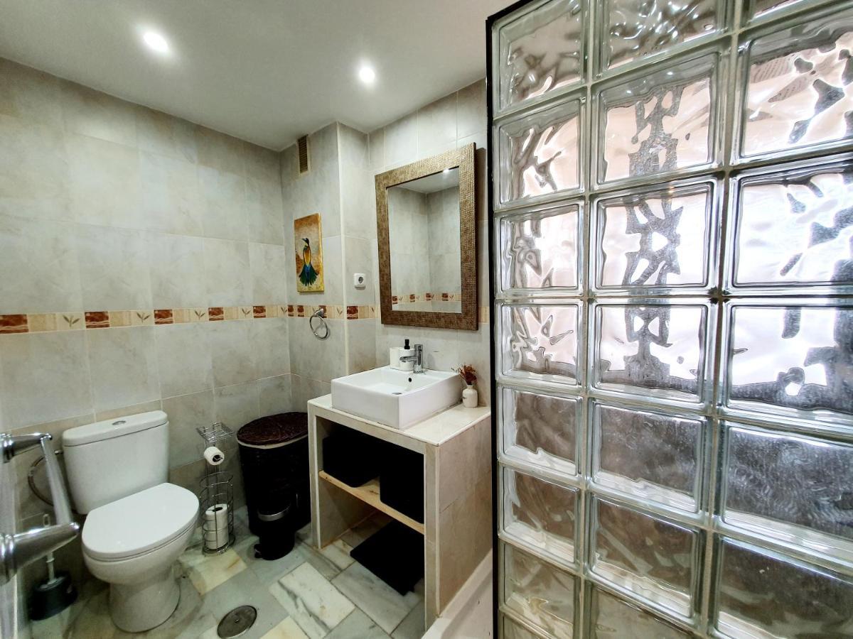 Cozy Apartment On The Beach Sitio de Calahonda Buitenkant foto