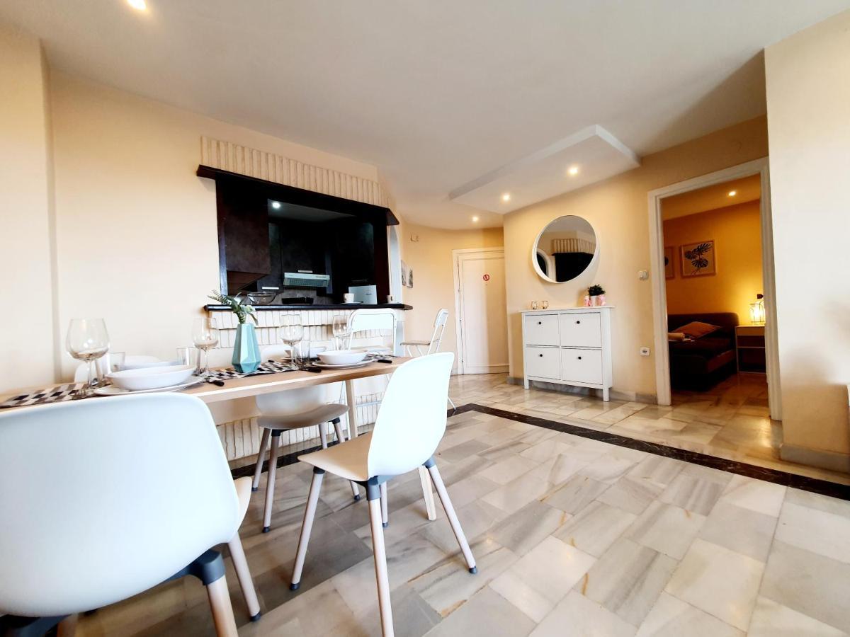 Cozy Apartment On The Beach Sitio de Calahonda Buitenkant foto