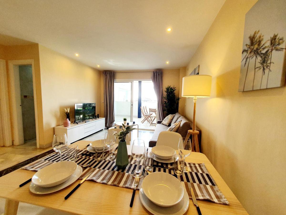 Cozy Apartment On The Beach Sitio de Calahonda Buitenkant foto