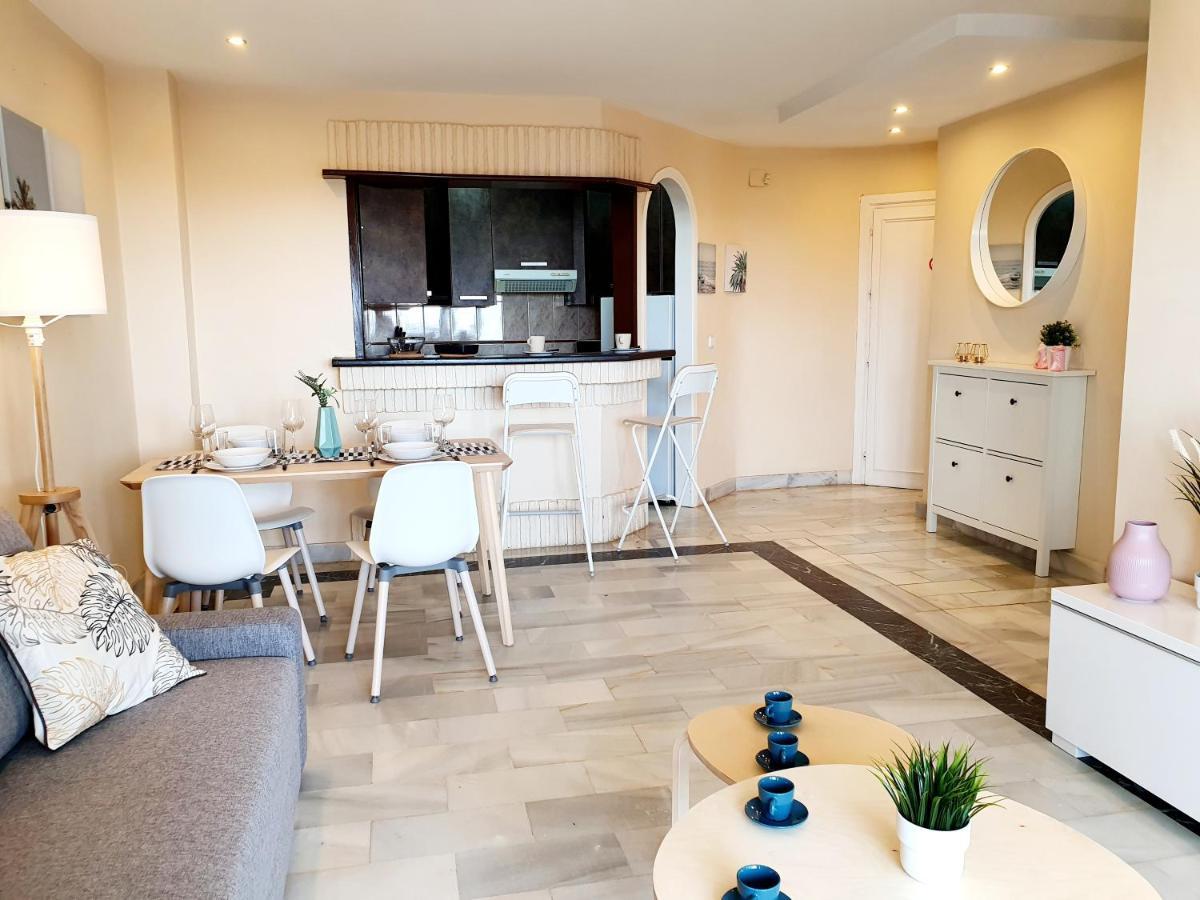 Cozy Apartment On The Beach Sitio de Calahonda Buitenkant foto