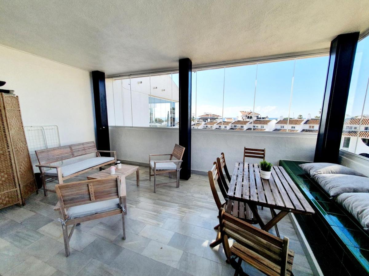 Cozy Apartment On The Beach Sitio de Calahonda Buitenkant foto